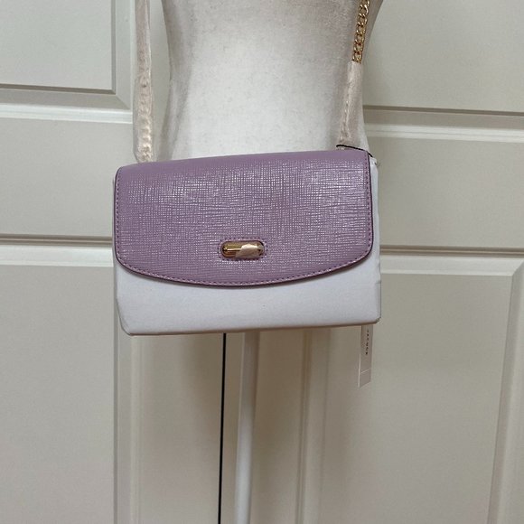 Leather Crossbody With Chain Strap from MARC JACOBS - Picture 7 of 9